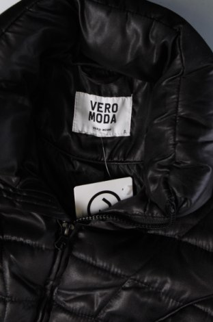 Γυναικείο μπουφάν Vero Moda, Μέγεθος S, Χρώμα Μαύρο, Τιμή 25,36 €