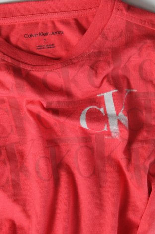 Dětské tričko  Calvin Klein Jeans, Velikost 6-7y/ 122-128 cm, Barva Červená, Cena  253,00 Kč