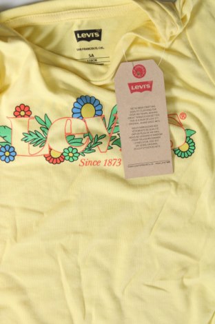 Dziecięcy T-shirt Levi's, Rozmiar 4-5y/ 110-116 cm, Kolor Żółty, Cena 135,94 zł