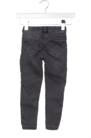 Dziecięce jeansy C&A, Rozmiar 4-5y/ 110-116 cm, Kolor Szary, Cena 45,81 zł
