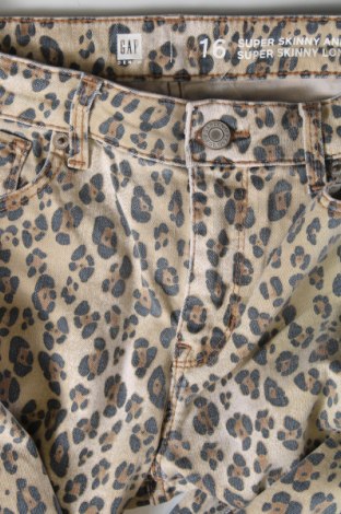 Dziecięce jeansy Gap, Rozmiar 15-18y/ 170-176 cm, Kolor Kolorowy, Cena 35,38 zł