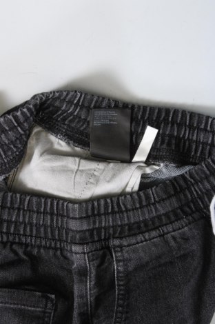 Dětské džíny  H&M, Velikost 12-13y/ 158-164 cm, Barva Černá, Cena  179,00 Kč