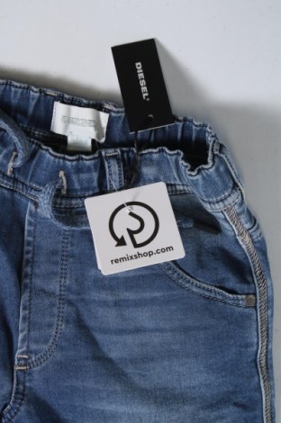 Pantaloni scurți pentru copii Diesel, Mărime 5-6y/ 116-122 cm, Culoare Albastru, Preț 195,15 Lei