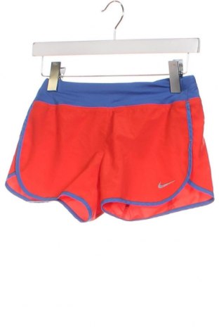 Pantaloni scurți pentru copii Nike, Mărime 9-10y/ 140-146 cm, Culoare Roșu, Preț 81,25 Lei