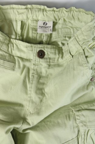 Детски къс панталон Trybeyond, Размер 7-8y/ 128-134 см, Цвят Зелен, Цена 29,33 лв.