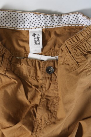 Pantaloni pentru copii Here+There, Mărime 10-11y/ 146-152 cm, Culoare Maro, Preț 53,57 Lei