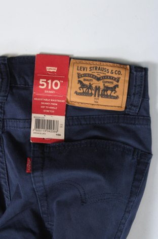 Детски панталон Levi's, Размер 15-18y/ 170-176 см, Цвят Син, Цена 42,50 лв.