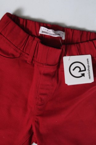 Dětské kalhoty  Piazza Italia, Velikost 5-6y/ 116-122 cm, Barva Červená, Cena  153,00 Kč