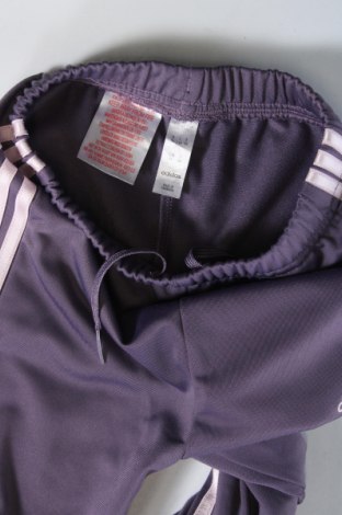 Dziecięce spodnie sportowe Adidas, Rozmiar 3-4y/ 104-110 cm, Kolor Fioletowy, Cena 59,98 zł