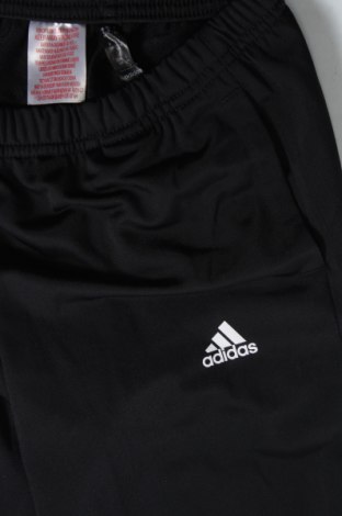 Детско спортно долнище Adidas, Размер 9-10y/ 140-146 см, Цвят Черен, Цена 45,00 лв.