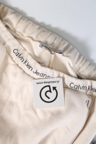 Kinder Sporthose Calvin Klein Jeans, Größe 15-18y/ 170-176 cm, Farbe Ecru, Preis 27,84 €