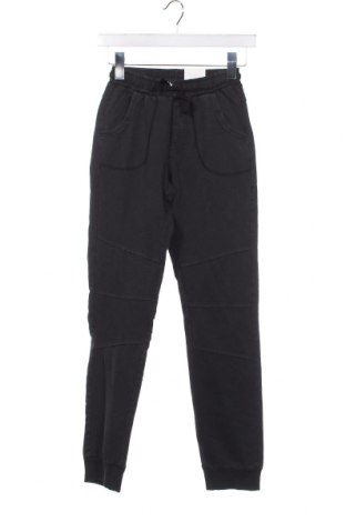 Pantaloni de trening, pentru copii Coccodrillo, Mărime 12-13y/ 158-164 cm, Culoare Gri, Preț 58,20 Lei