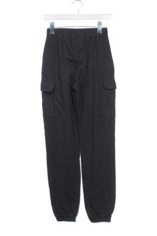 Pantaloni de trening, pentru copii H&M, Mărime 13-14y/ 164-168 cm, Culoare Gri, Preț 32,47 Lei