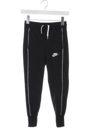 Детско спортно долнище Nike, Размер 6-7y/ 122-128 см, Цвят Черен, Цена 26,95 лв.