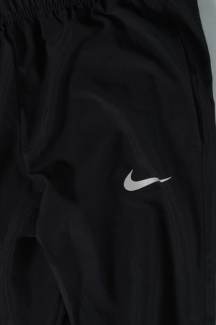 Παιδική κάτω φόρμα Nike, Μέγεθος 6-7y/ 122-128 εκ., Χρώμα Μαύρο, Τιμή 10,15 €