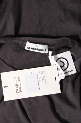 Pánske tričko  Armedangels, Veľkosť XXL, Farba Sivá, Cena  52,89 €