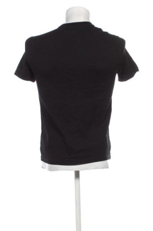 Мъжка тениска Armani Exchange, Размер S, Цвят Черен, Цена 72,00 лв.