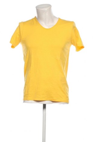 Herren T-Shirt Clockhouse, Größe M, Farbe Gelb, Preis € 9,05