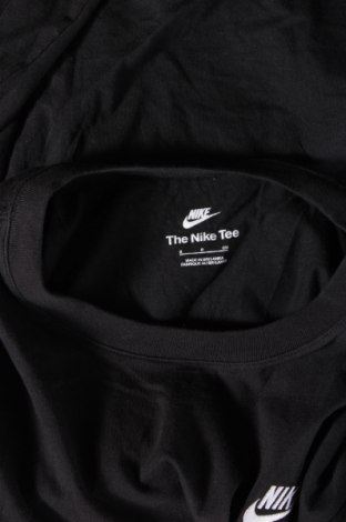 Tricou de bărbați Nike, Mărime S, Culoare Negru, Preț 193,75 Lei