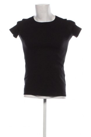 Pánské tričko  Sisley, Velikost S, Barva Černá, Cena  771,00 Kč