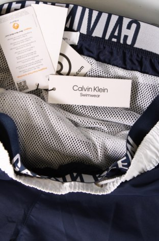 Costume de baie pentru bărbați Calvin Klein, Mărime M, Culoare Albastru, Preț 355,26 Lei