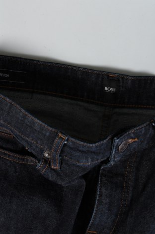 Pánske džínsy  BOSS, Veľkosť L, Farba Modrá, Cena  31,78 €