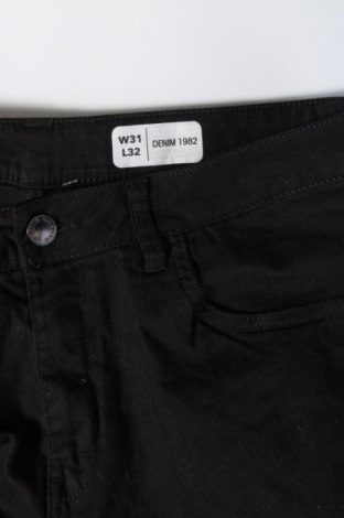 Blugi de bărbați Denim 1982, Mărime M, Culoare Negru, Preț 30,99 Lei