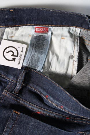 Pánske džínsy  Diesel, Veľkosť L, Farba Modrá, Cena  84,43 €