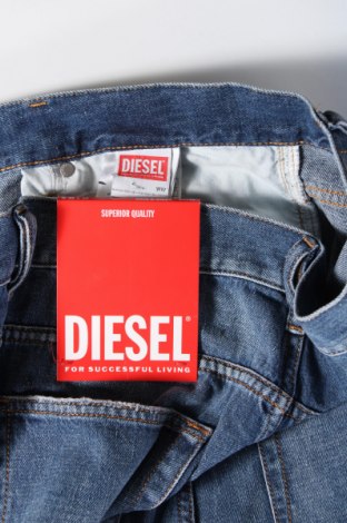 Blugi de bărbați Diesel, Mărime M, Culoare Albastru, Preț 423,36 Lei