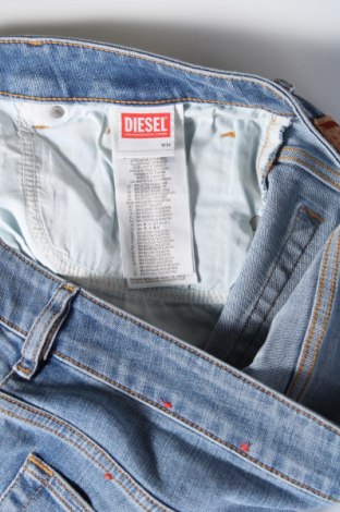 Męskie jeansy Diesel, Rozmiar L, Kolor Niebieski, Cena 436,60 zł