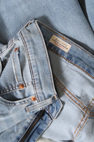 Ανδρικό τζίν Levi's, Μέγεθος M, Χρώμα Μπλέ, Τιμή 44,33 €