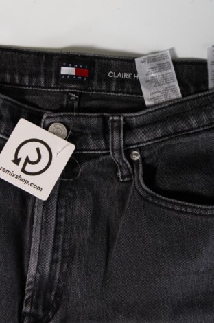 Мъжки дънки Tommy Jeans, Размер M, Цвят Сив, Цена 94,60 лв.