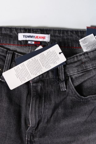 Pánske džínsy  Tommy Jeans, Veľkosť M, Farba Sivá, Cena  48,76 €