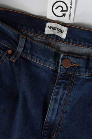 Męskie jeansy Wrangler, Rozmiar XXL, Kolor Niebieski, Cena 320,92 zł