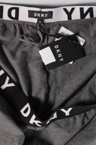 Ανδρικό κοντό παντελόνι DKNY, Μέγεθος XL, Χρώμα Γκρί, Τιμή 58,09 €