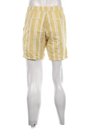 Pantaloni scurți de bărbați Esprit, Mărime M, Culoare Galben, Preț 84,38 Lei
