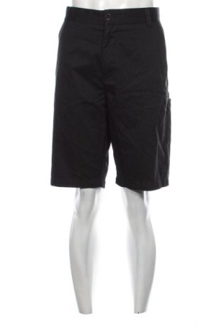 Ανδρικό κοντό παντελόνι Fox, Μέγεθος L, Χρώμα Μαύρο, Τιμή 13,95 €