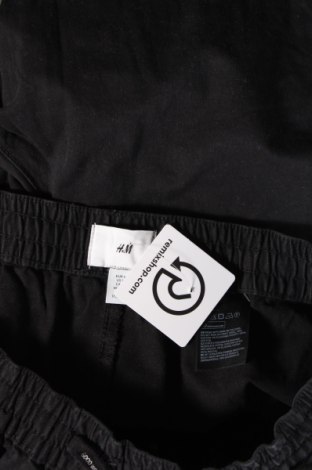 Ανδρικό κοντό παντελόνι H&M, Μέγεθος S, Χρώμα Μαύρο, Τιμή 15,46 €