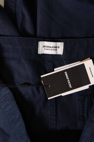 Pantaloni scurți de bărbați Jack & Jones, Mărime L, Culoare Albastru, Preț 132,17 Lei