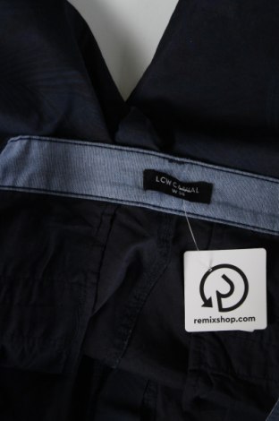 Ανδρικό κοντό παντελόνι LCW, Μέγεθος L, Χρώμα Μπλέ, Τιμή 12,83 €