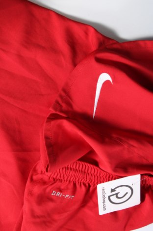 Pantaloni scurți de bărbați Nike, Mărime S, Culoare Roșu, Preț 111,84 Lei