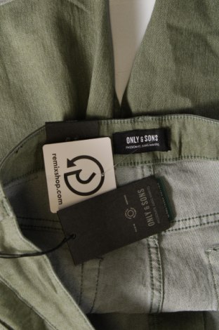 Pantaloni scurți de bărbați Only & Sons, Mărime L, Culoare Verde, Preț 131,58 Lei