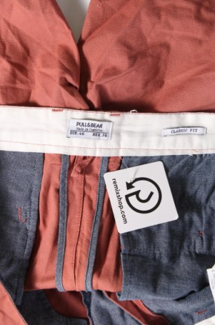 Pantaloni scurți de bărbați Pull&Bear, Mărime L, Culoare Roșu, Preț 82,24 Lei