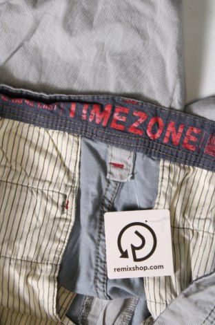Pantaloni scurți de bărbați Timezone, Mărime L, Culoare Albastru, Preț 78,13 Lei
