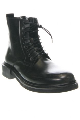 Мъжки обувки Calvin Klein, Размер 45, Цвят Черен, Цена 196,70 лв.