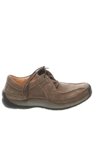 Мъжки обувки Clarks, Размер 40, Цвят Бежов, Цена 50,02 лв.