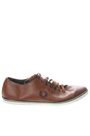 Мъжки обувки Fred Perry, Размер 45, Цвят Кафяв, Цена 96,00 лв.
