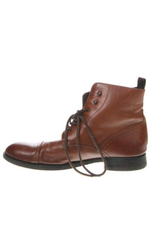 Мъжки обувки Mc Gregor, Размер 43, Цвят Кафяв, Цена 67,58 лв.