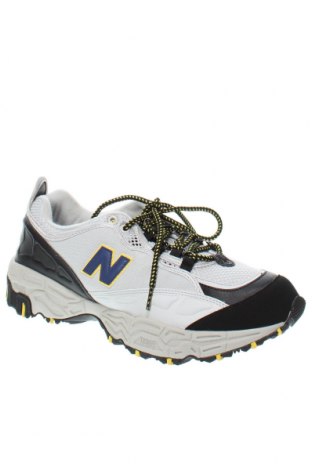 Мъжки обувки New Balance, Размер 45, Цвят Сив, Цена 192,85 лв.