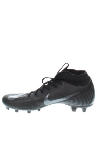 Мъжки обувки Nike, Размер 42, Цвят Черен, Цена 102,00 лв.